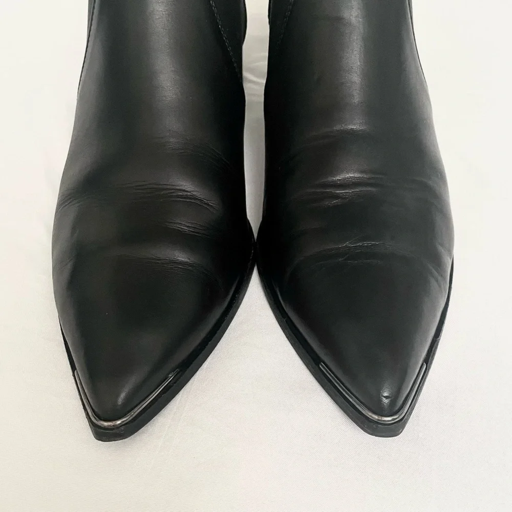 Acne Studios Size 40 Jenny Black Pointed Toe Low Ankle Chelsea Bootie/Boots - Picture 3 of 12